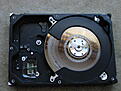Click image for larger version

Name:	Seagate 7200.11 [ST31500341AS] 1.5 TB 2nd - disassembly (1).jpg
Views:	177
Size:	92.3 KB
ID:	2055237