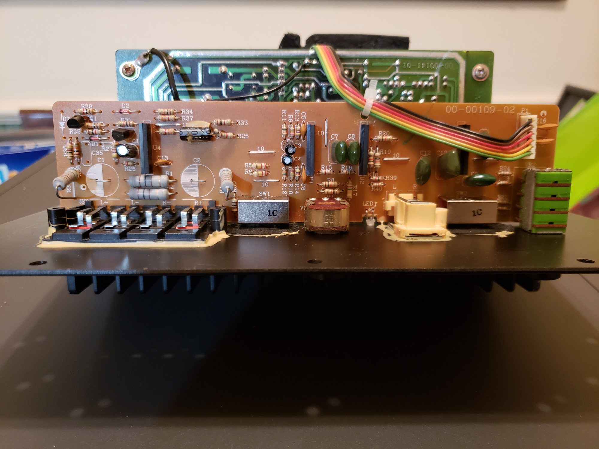 Cambridge soundworks basscube 12 hotsell